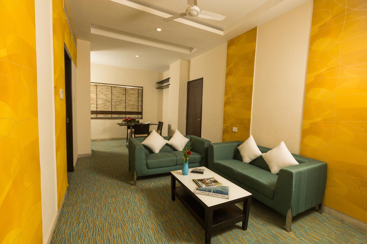 Siesta Star T. Nagar Hotel Csennai Kültér fotó