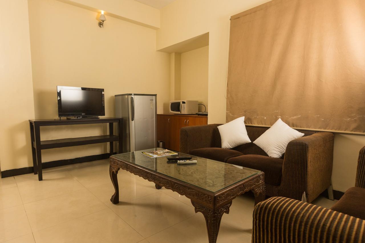 Siesta Star T. Nagar Hotel Csennai Kültér fotó