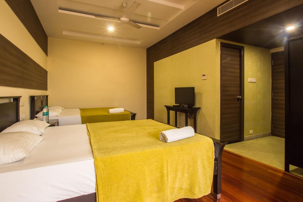 Siesta Star T. Nagar Hotel Csennai Kültér fotó