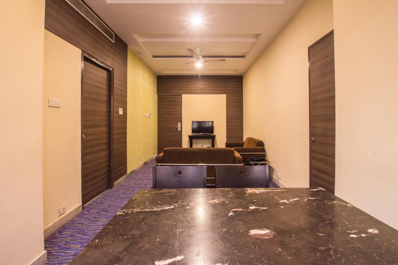 Siesta Star T. Nagar Hotel Csennai Kültér fotó
