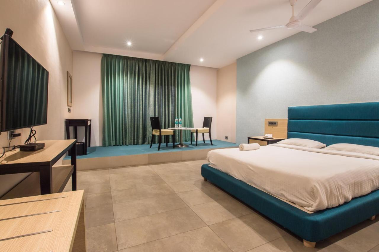 Siesta Star T. Nagar Hotel Csennai Kültér fotó