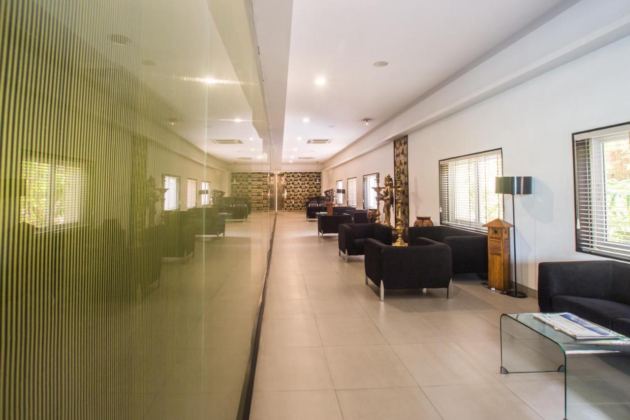 Siesta Star T. Nagar Hotel Csennai Kültér fotó