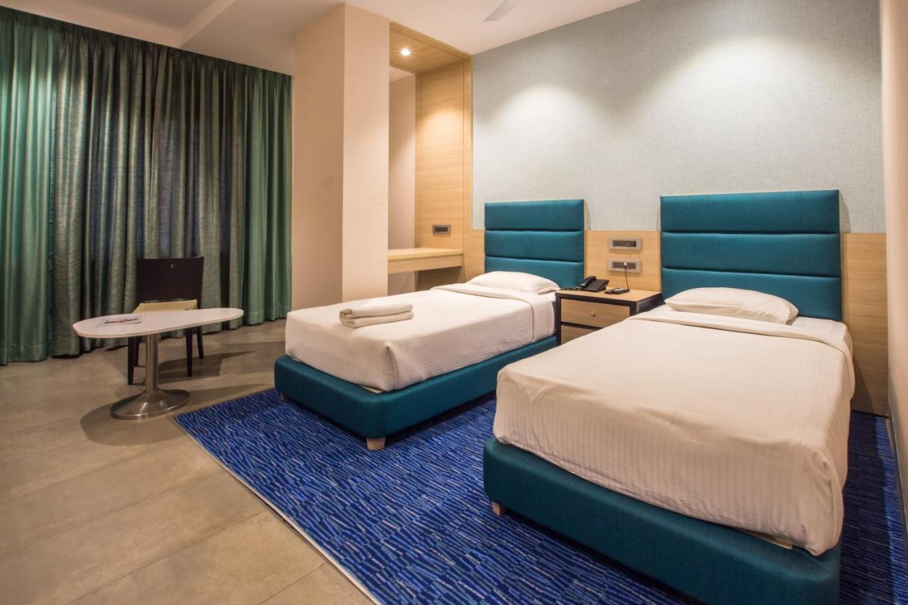 Siesta Star T. Nagar Hotel Csennai Kültér fotó