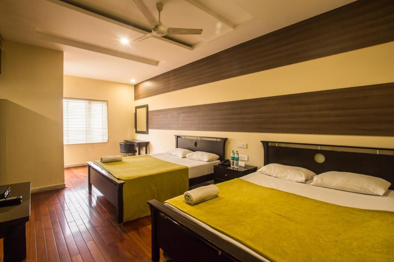Siesta Star T. Nagar Hotel Csennai Kültér fotó